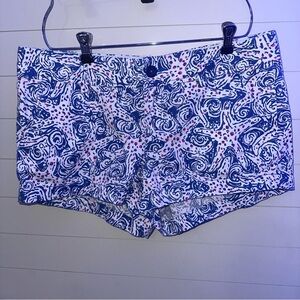Lilly Pulitzer Blue and White Shorts size 10 The Walsh Short 100% cotton